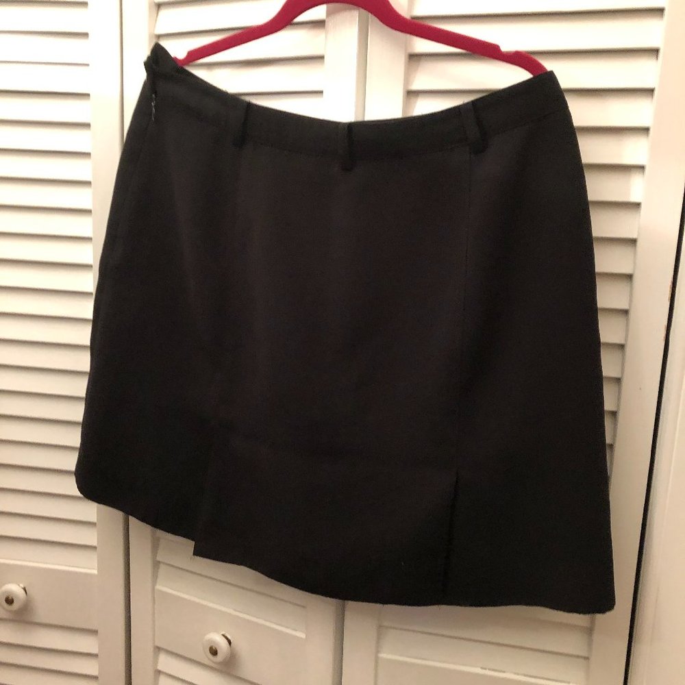 Astra Classic black Skorts,  Side button and zip, 14